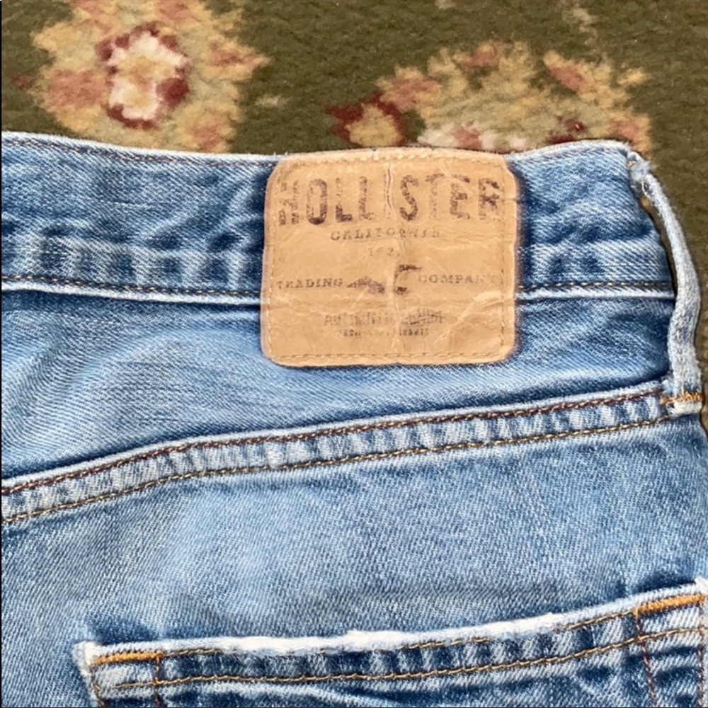 Hollister Bootcut Jeans - Picture 8 of 9